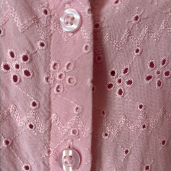 Torrid Plus Sz 2X Pink Eyelet Button Down Peplum Shirt - Picture 7 of 13